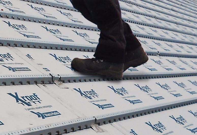 La posa xroof - pedonabilità La posa xroof - pedonabilità