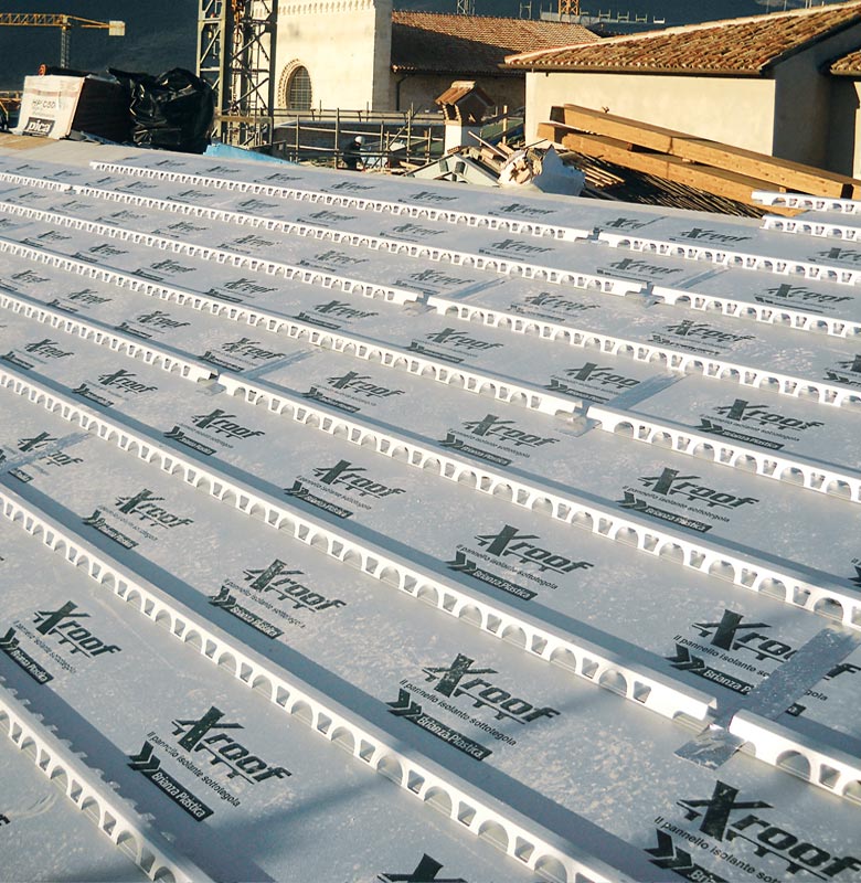 XROOF XL - pannello termoisolante maggiore ventilazione - massima garanzia pedonabilità